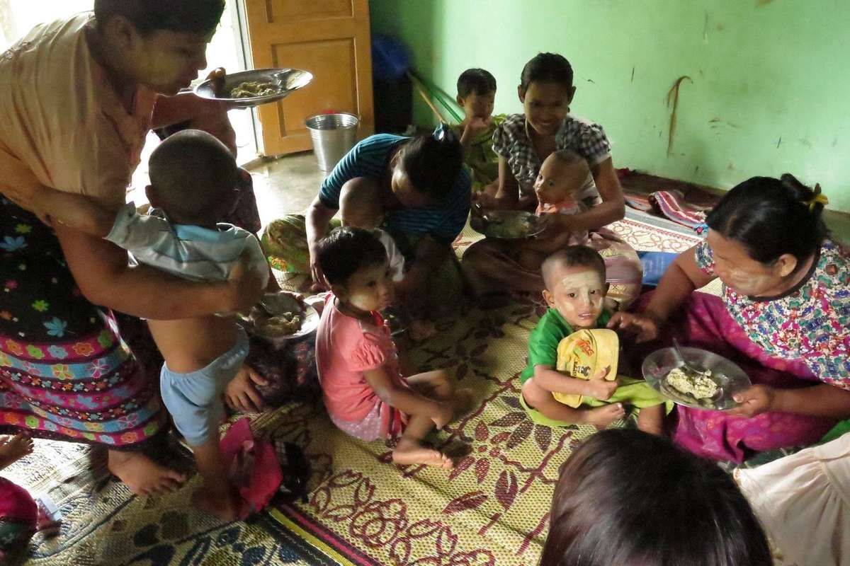 Opération Cupi-dons : des lits pour des amoureux en Birmanie !