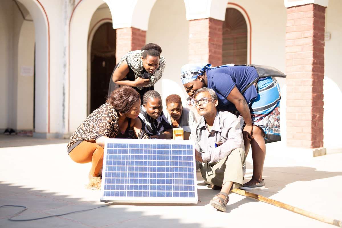 Offrons un sytème d'électricité solaire à 36 foyers ruraux au Botswana !