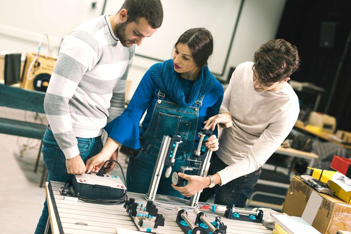 Permettons à 8 étudiants de créer leur start-up sociale et innovante !