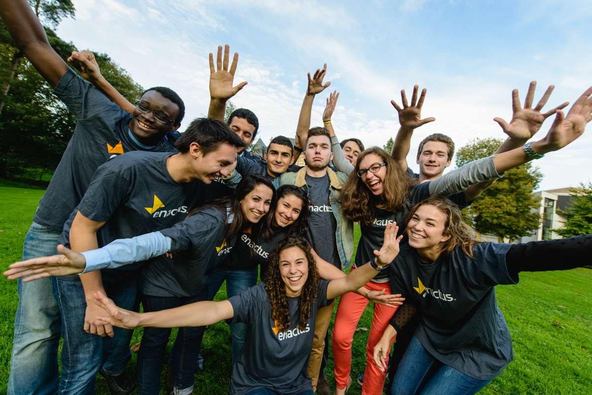 Membres du groupe Enactus