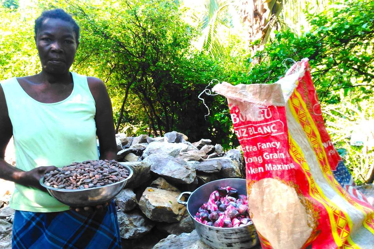 Aidons Rosita à développer son commerce en Haïti !