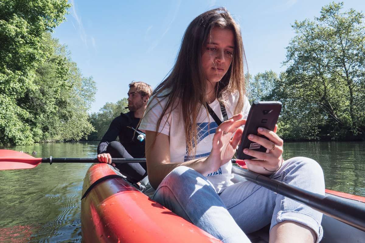Utilisons des kayaks pour étudier les déchets sur les cours d'eau pendant 1 an !