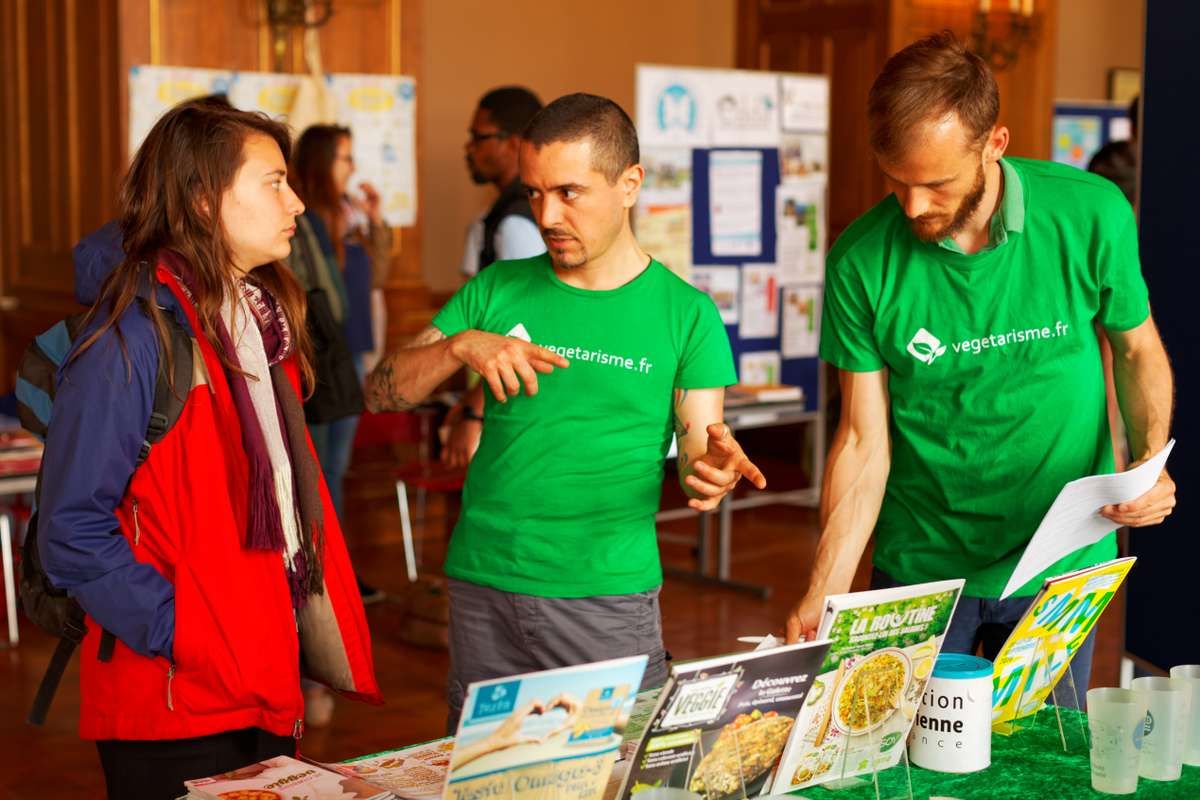 Imprimons 10000 livrets d'information sur l'impact de l'alimentation sur l'eau & les changements climatiques !
