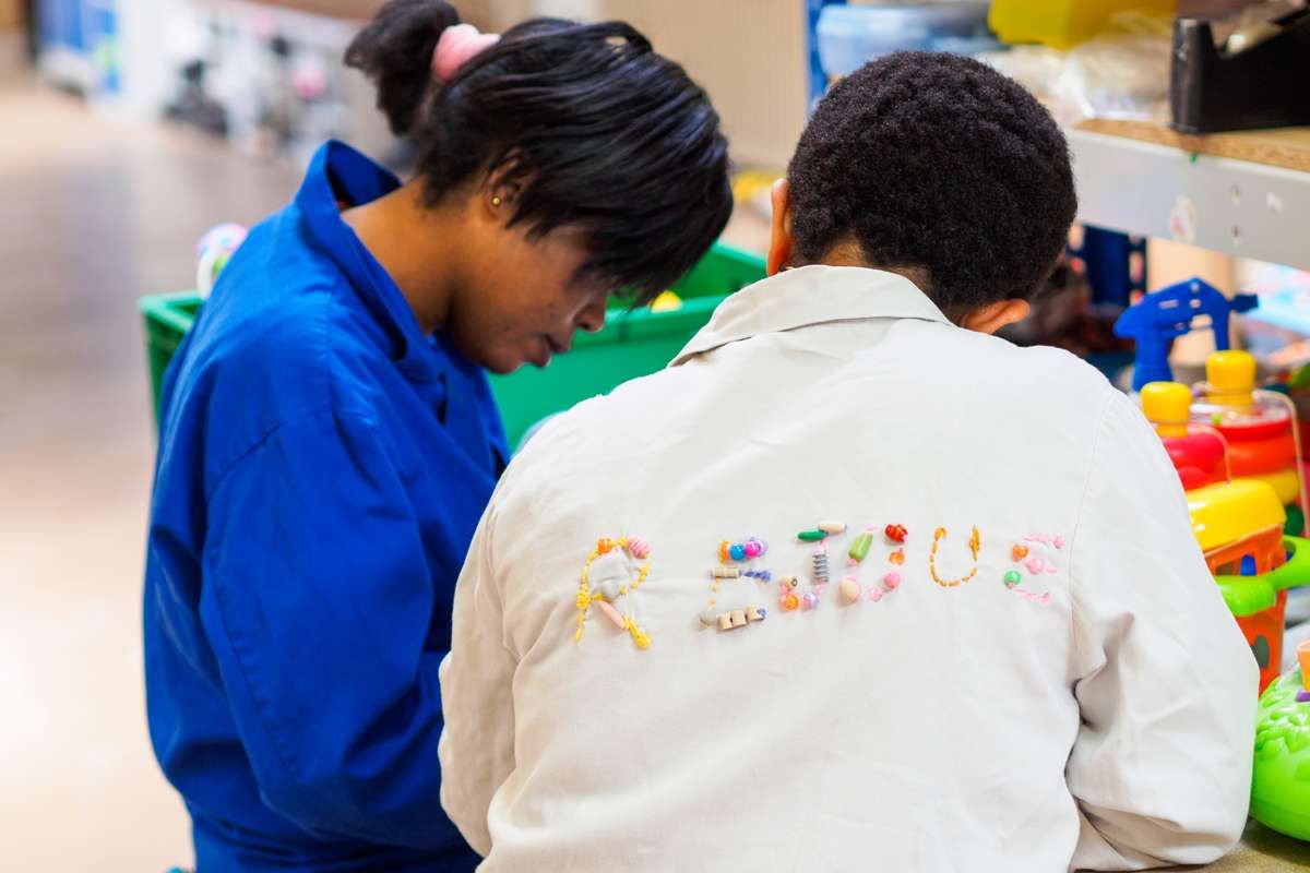 Une seconde vie pour 800 jouets et un tremplin vers l’emploi !