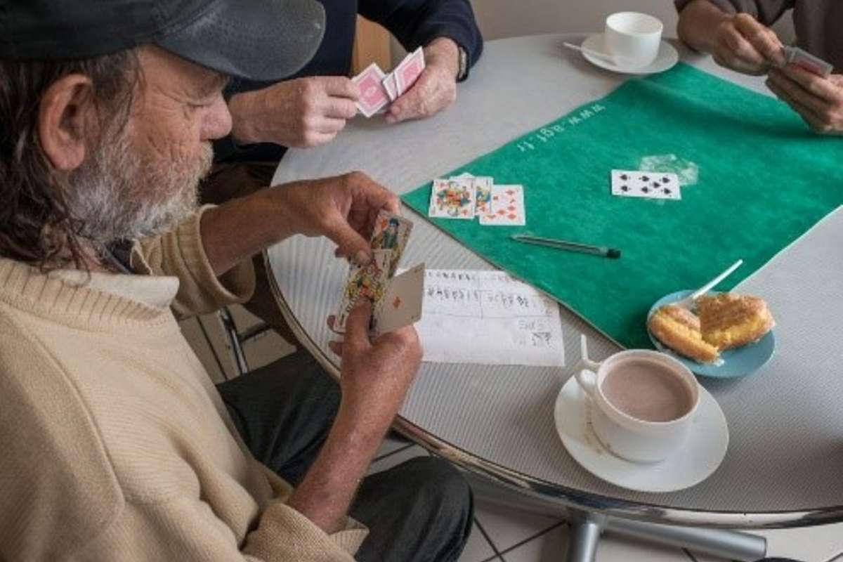 Projet - Distribuons 8 000 repas chauds et équilibrés à des sans-abris ...