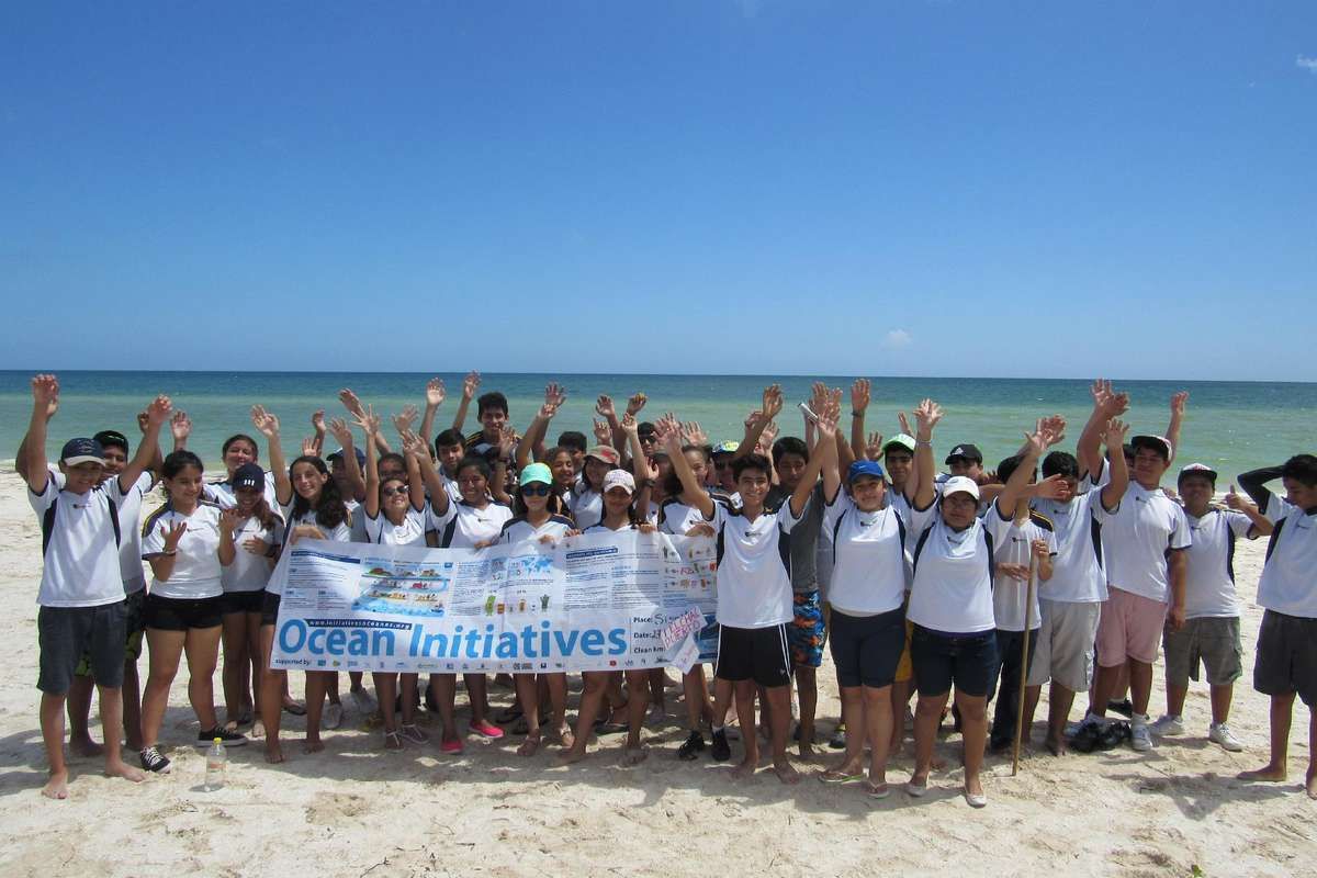 Nettoyons 103 000 m² de plage pour lutter contre la pollution plastique !