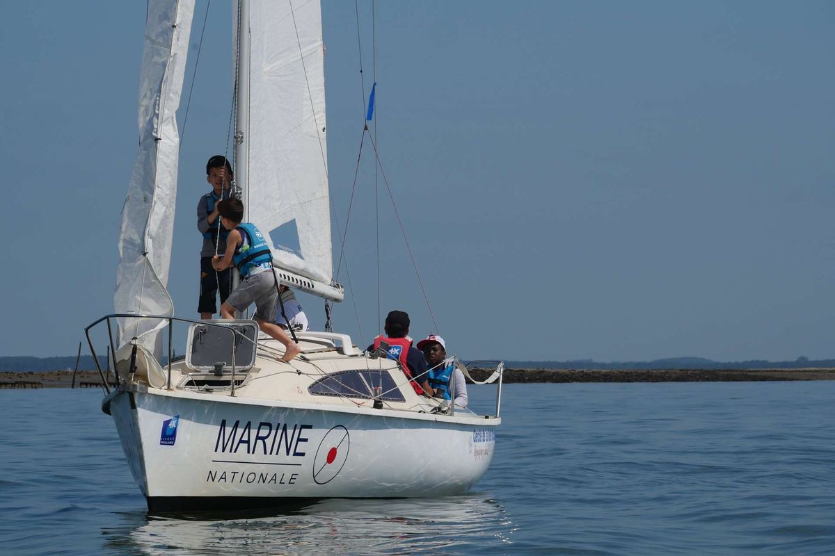 Sensibilisons 30 jeunes à la préservation des milieux aquatiques grâce à la pratique de la voile !