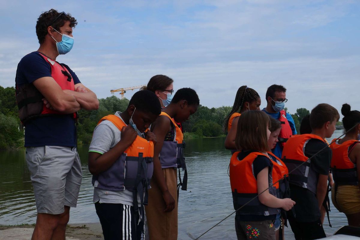 Sensibilisons 30 jeunes à la préservation des milieux aquatiques grâce à la pratique de la voile !