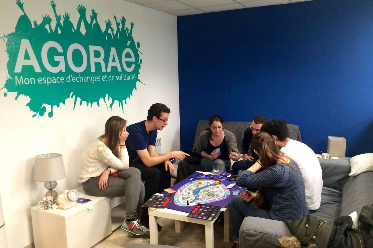 Permettons la création d'AGORAé: espaces d'échange et de solidarité par des étudiant.e.s pour des étudiant.e.s !