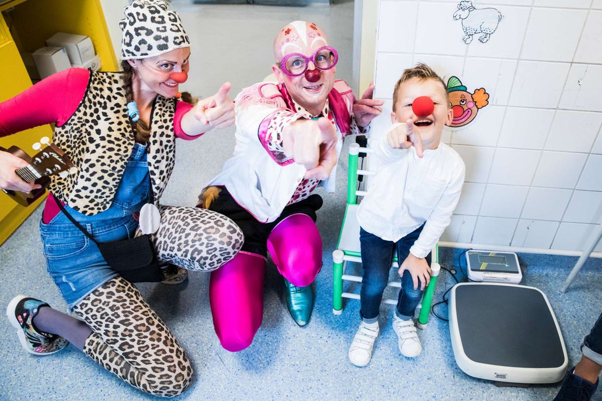 Offrons 800 interventions de duos de comédiens-clowns professionnels à des enfants hospitalisés !