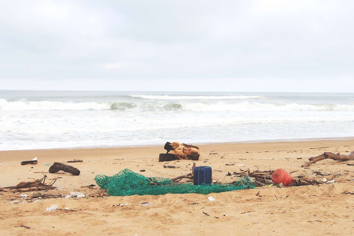 5 écogestes à la plage : sensibilisez vos enfants dès le plus